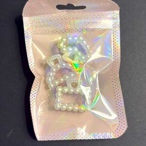 Set if 3 Hair Clips. Faux pearls